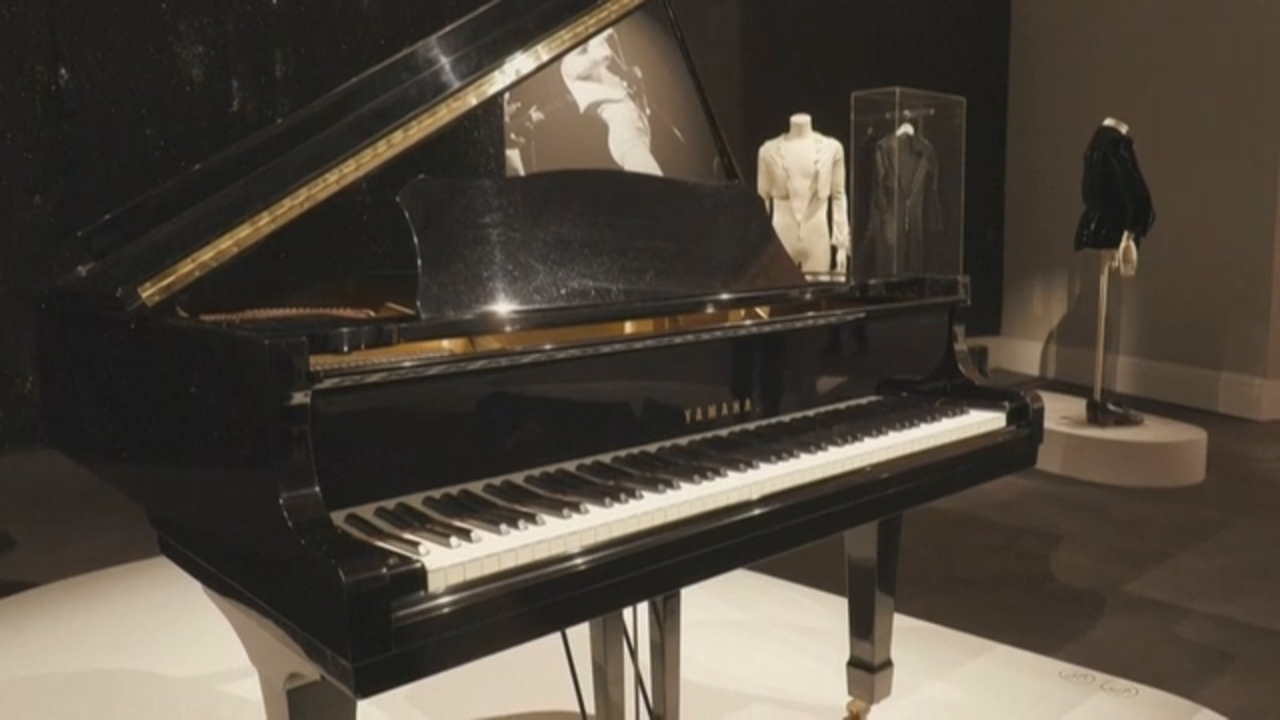 EXPOSITION DE PIANOS NUMERIQUES - Pianos Michel Reversé - Pianos