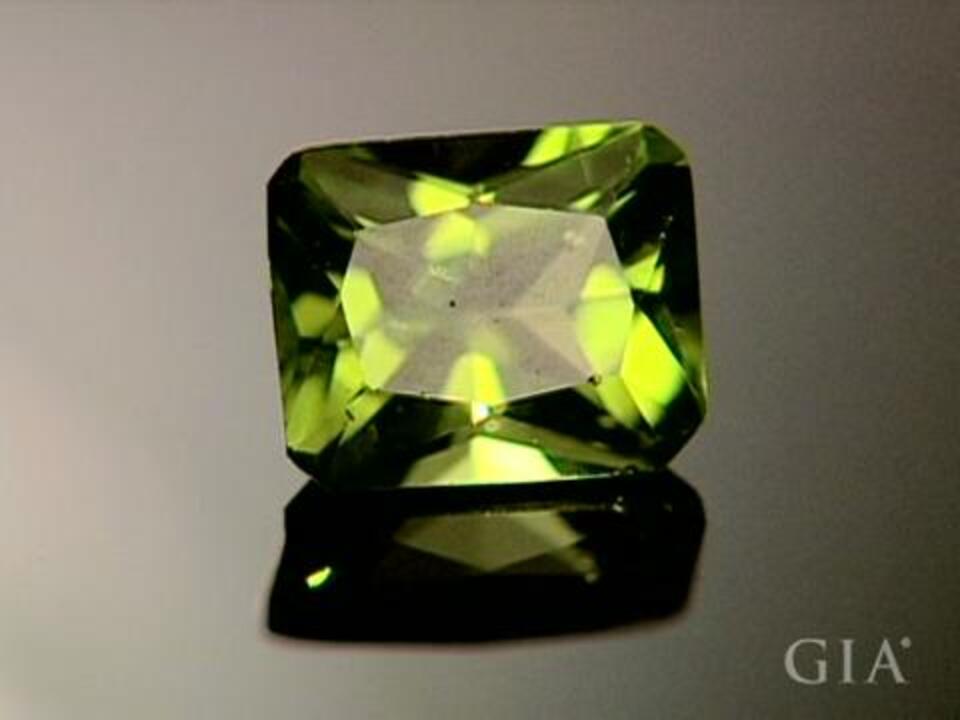 ペリドットの品質を決定する要因