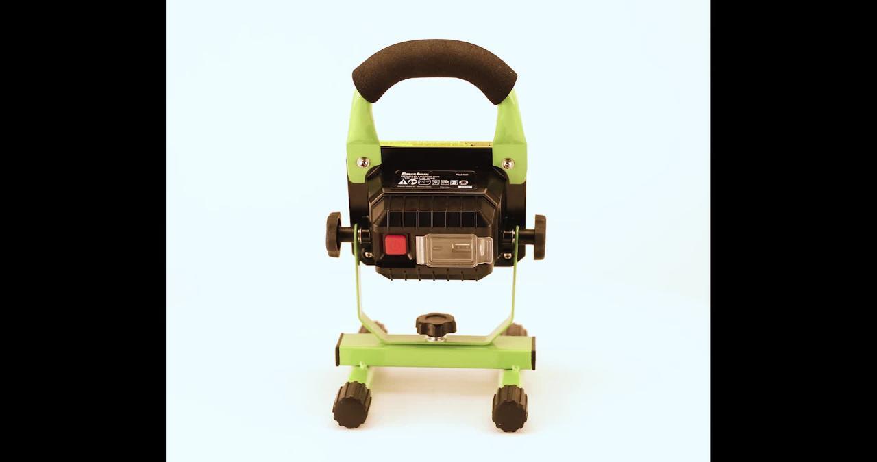 PowerSmith 800 Lumen Weatherproof Rechargeable Lithium-Ion LED