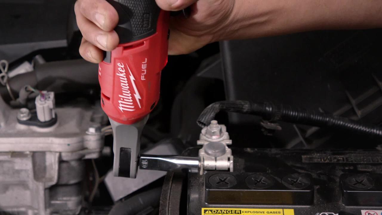 Milwaukee m12 angle impact wrench hot sale