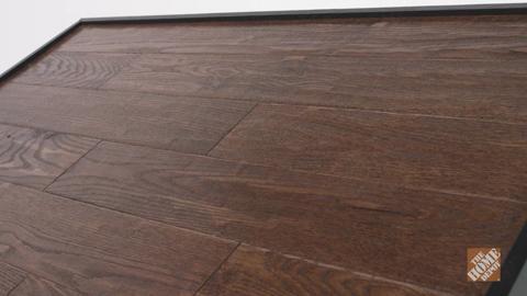Bruce American Vintage Hazelnut Red Oak 3/4 in. T x 5 in. W Wire Brushed Solid Hardwood Flooring (23.5 sq.ft./ctn)