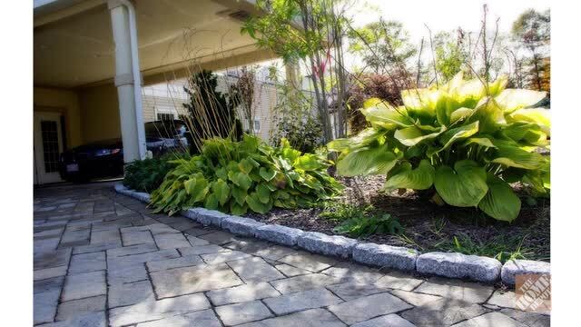 Cobblestone 9 in. x 5 in. x 5 in. Gray Granite Edging (75-Pieces/56 Linear ft./Pallet) Cobblestone 9 in. x 5 in. x 5 in. Gray Granite Edging (75-Pieces/56 Linear ft./Pallet)