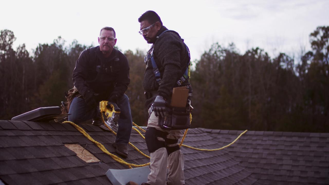 Master Flow 60 sq. in. NFA Resin Square-Top Roof Louver Static