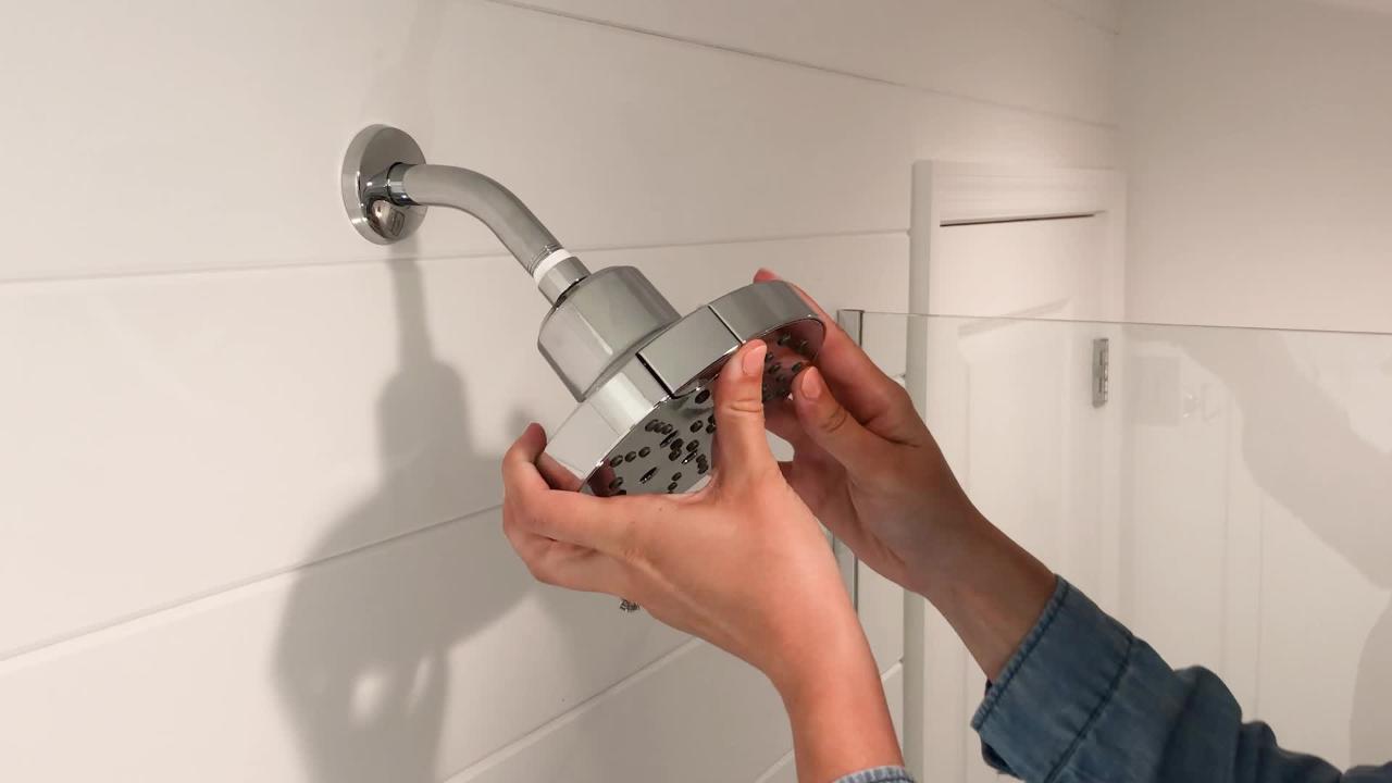 1*Universal Wall-Mounted Shower Head Holder Bracket Adjustable Holder Bathroom 