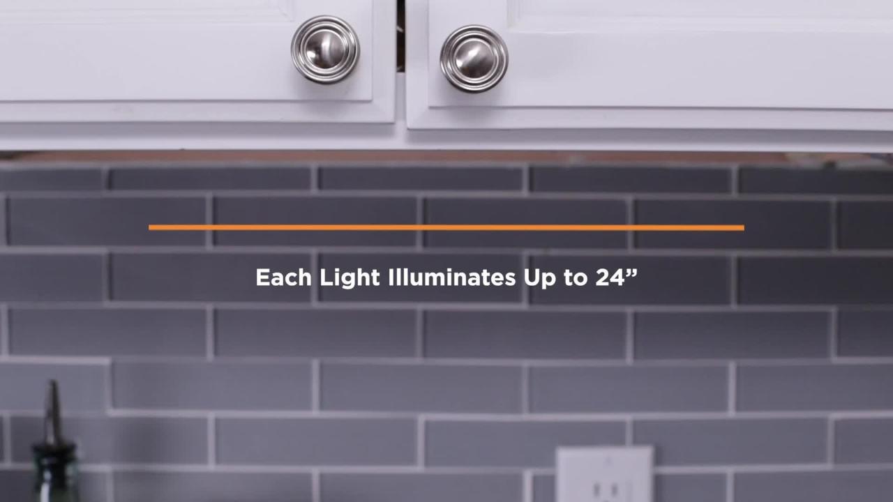 Black & Decker PureOptics™ LED Under Cabinet Puck Light Kit Warm