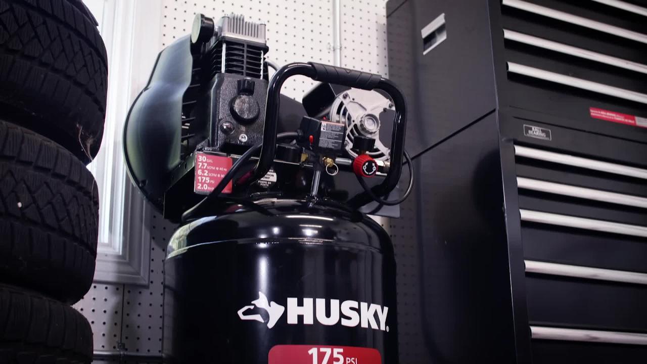 12 Volt 300psi Electric Air Compressor Unboxing and Checking 