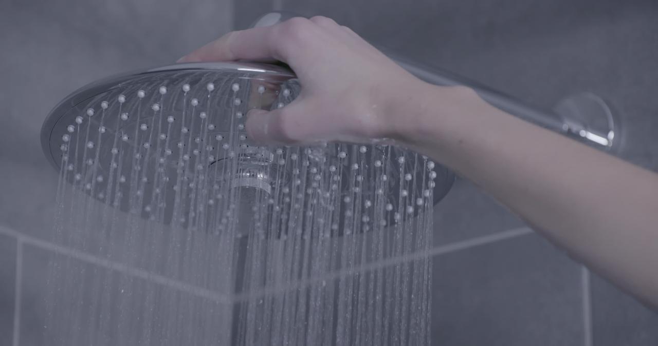 1-Spray 7.88 in. Single Wall Mount Fixed Rain Shower Head in Chrome 1-Spray 7.88 in. Single Wall Mount Fixed Rain Shower Head in Chrome
