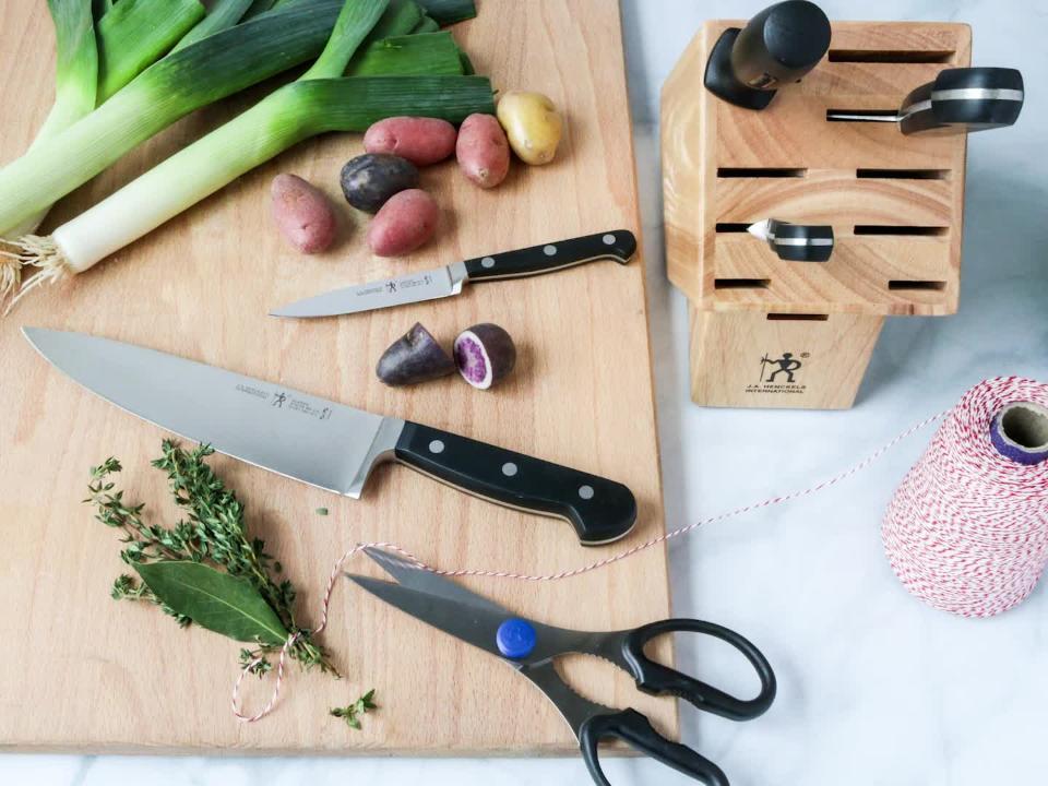 Henckels Statement 15-Piece Stainless Steel Knife Block Set