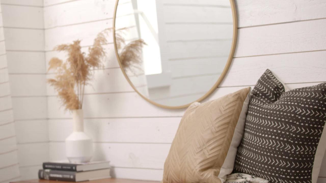 entryway bench with pillows