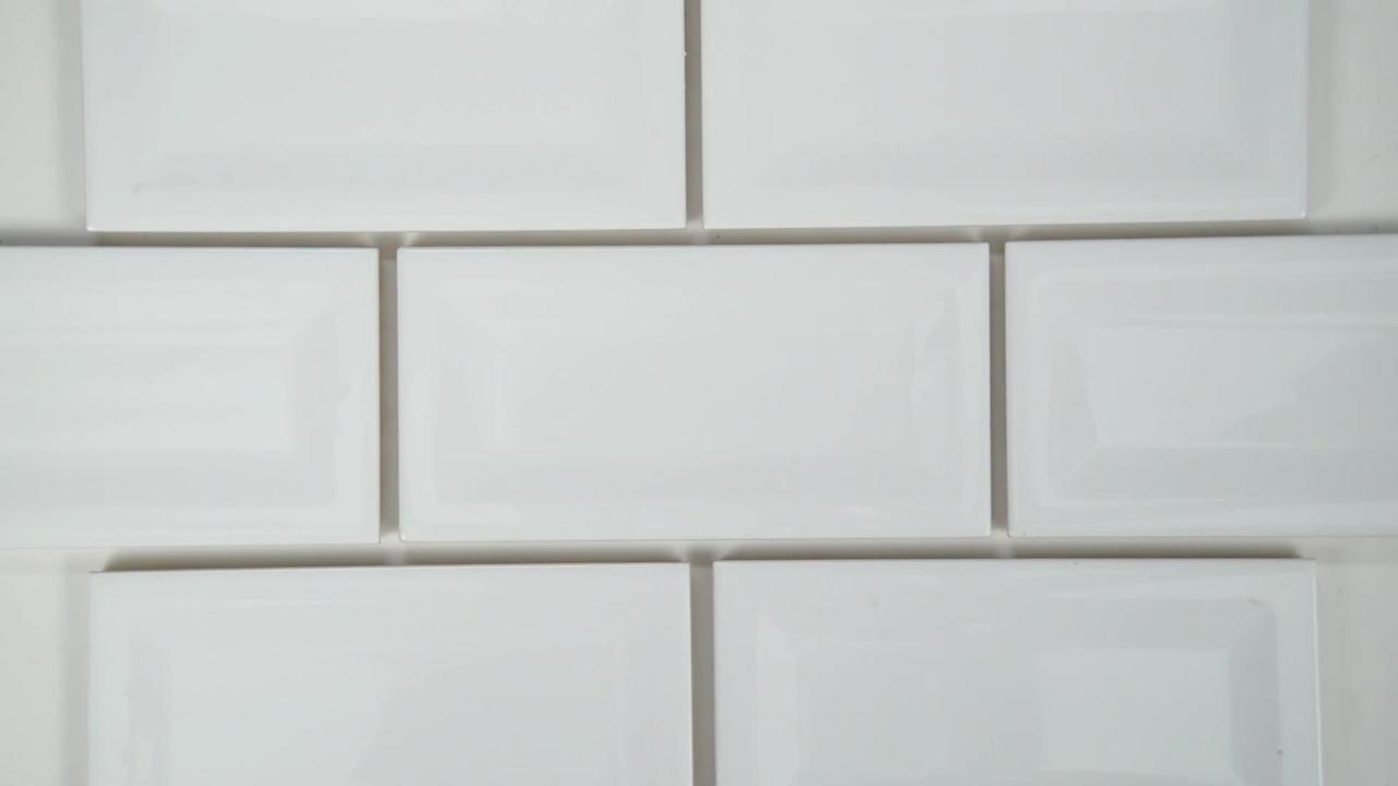 MSI Beveled 3 in. x 6 in. Glossy Ceramic White Subway Tile (1 sq. ft. / case) MSI Beveled 3 in. x 6 in. Glossy Ceramic White Subway Tile (1 sq. ft. / case)
