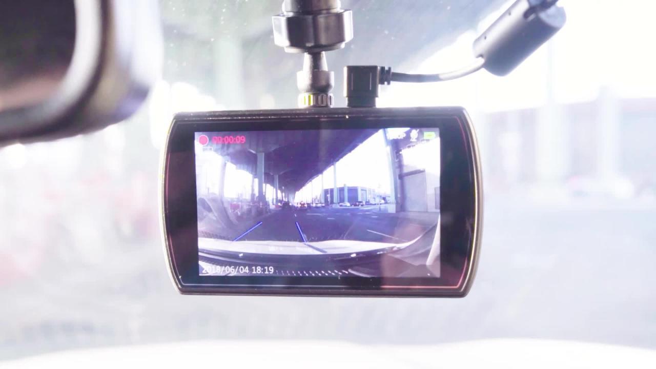 Car and Driver Road Patrol HD Dash Cam with Loop Recording & Super