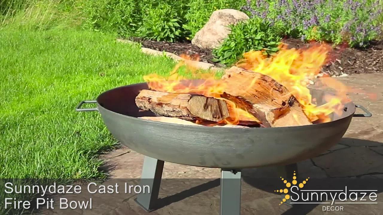 Sunnydaze Decor Rustic 24 In X 15 In Round Cast Iron Wood Burning Fire Pit Bowl In Rust Rcm Lg620 The Home Depot