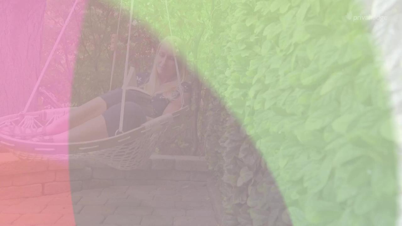 naturae decor Expandable Willow Trellis Hedges 36 in. X 72 in. Gardenia