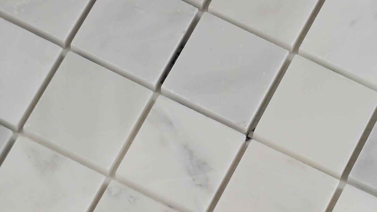 MSI Greecian White Pencil Molding 3/4 in. x 12 in. Polished Marble Wall Tile (1 lin. ft.) MSI Greecian White Pencil Molding 3/4 in. x 12 in. Polished Marble Wall Tile (1 lin. ft.)