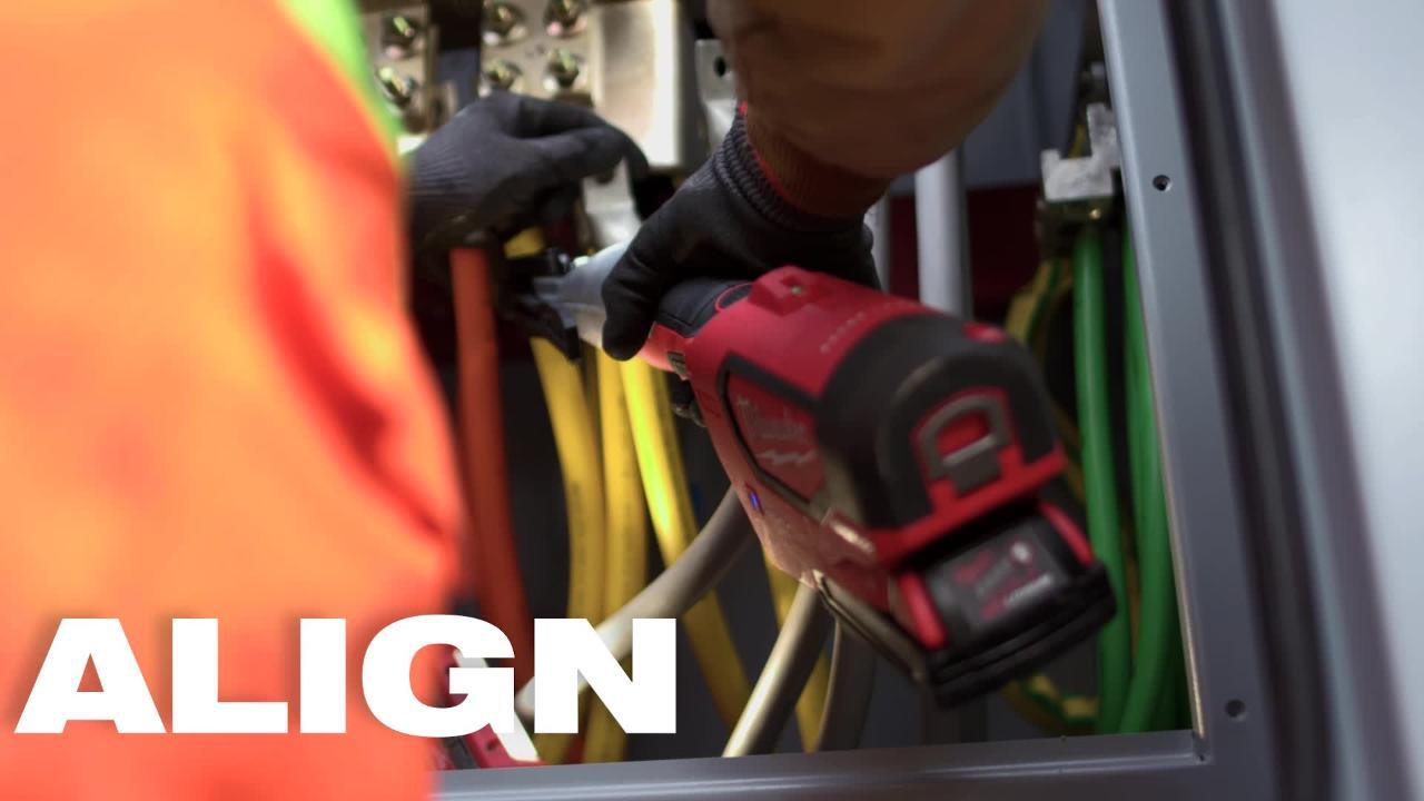 Milwaukee M18 18V Lithium-Ion Cordless FORCE LOGIC 750 MCM Dieless
