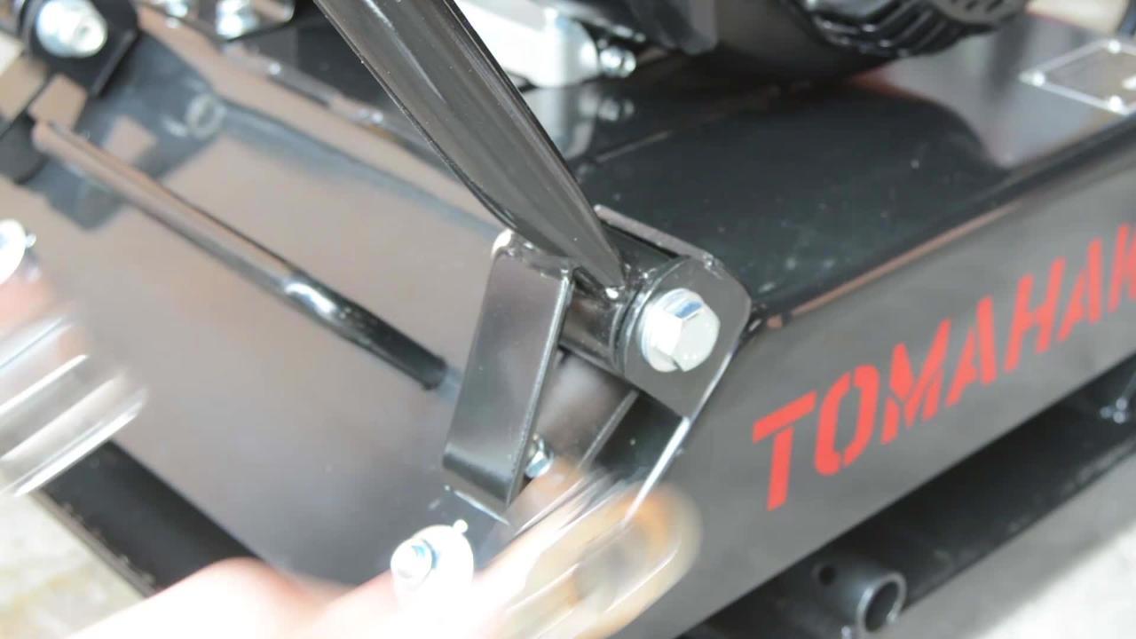 Tomahawk Power Vibratory Plate Compactor for Soil Compaction with