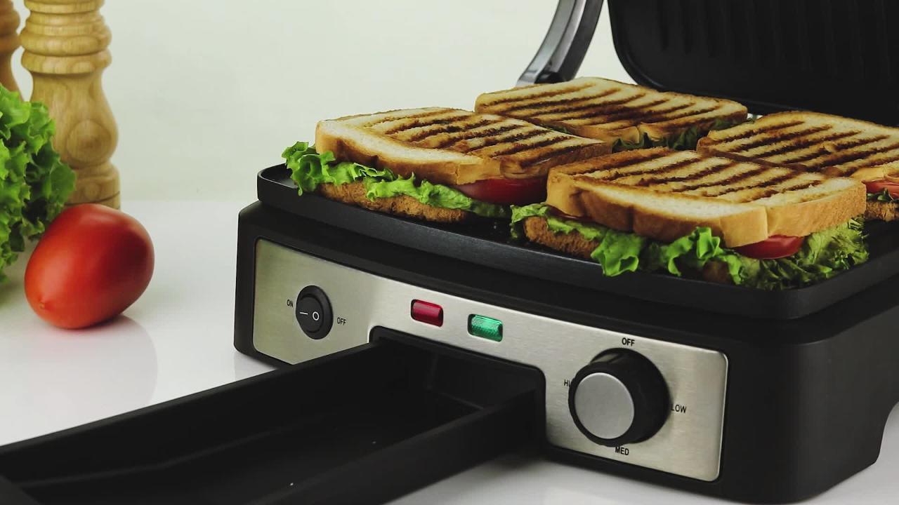 OVENTE 4-Slice Electric Panini 180 Adjustable Hinge Non-Stick 3 Heat  Settings Drip Tray, Free Grill (GP1861BR) GP1861BR - The Home Depot
