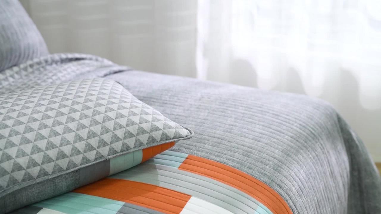 Modern Geometric Pattern Reversible 2 Piece Bedding Set-Twin-Gray Lush Decor Orange Shelly Stripe Quilt