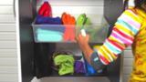 Flow wall soft storage bin