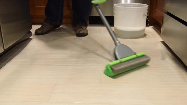 Tile & Grout Cleaner - Quart w/Trigger - Mr. Floor Wood Floor Cleaner