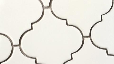 MSI Antique White Arabesque 10-1/2 in. x 15-1/2 in. x 8 mm Glossy Ceramic Mesh-Mounted Mosaic Wall Tile (11.7 sq. ft. /case) MSI Antique White Arabesque 10-1/2 in. x 15-1/2 in. x 8 mm Glossy Ceramic Mesh-Mounted Mosaic Wall Tile (11.7 sq. ft. /case)