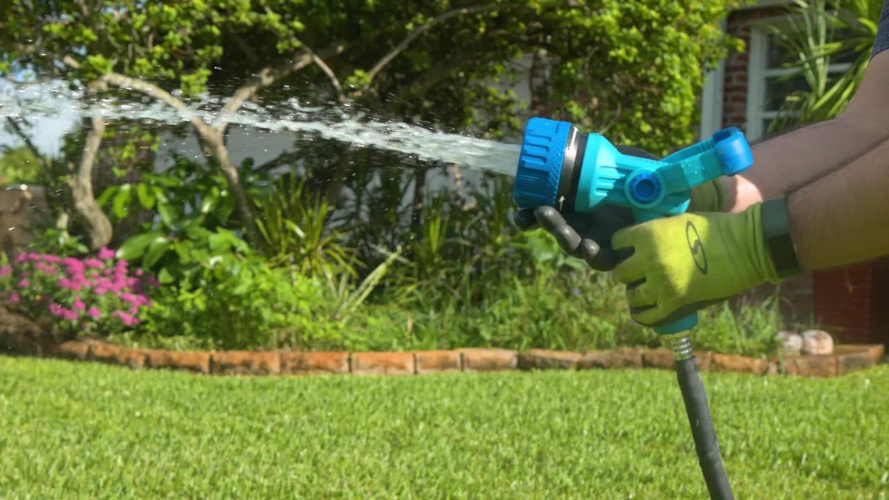 Hose Nozzles and Sprayers: A Complete Buyer's Guide - Epic Gardening