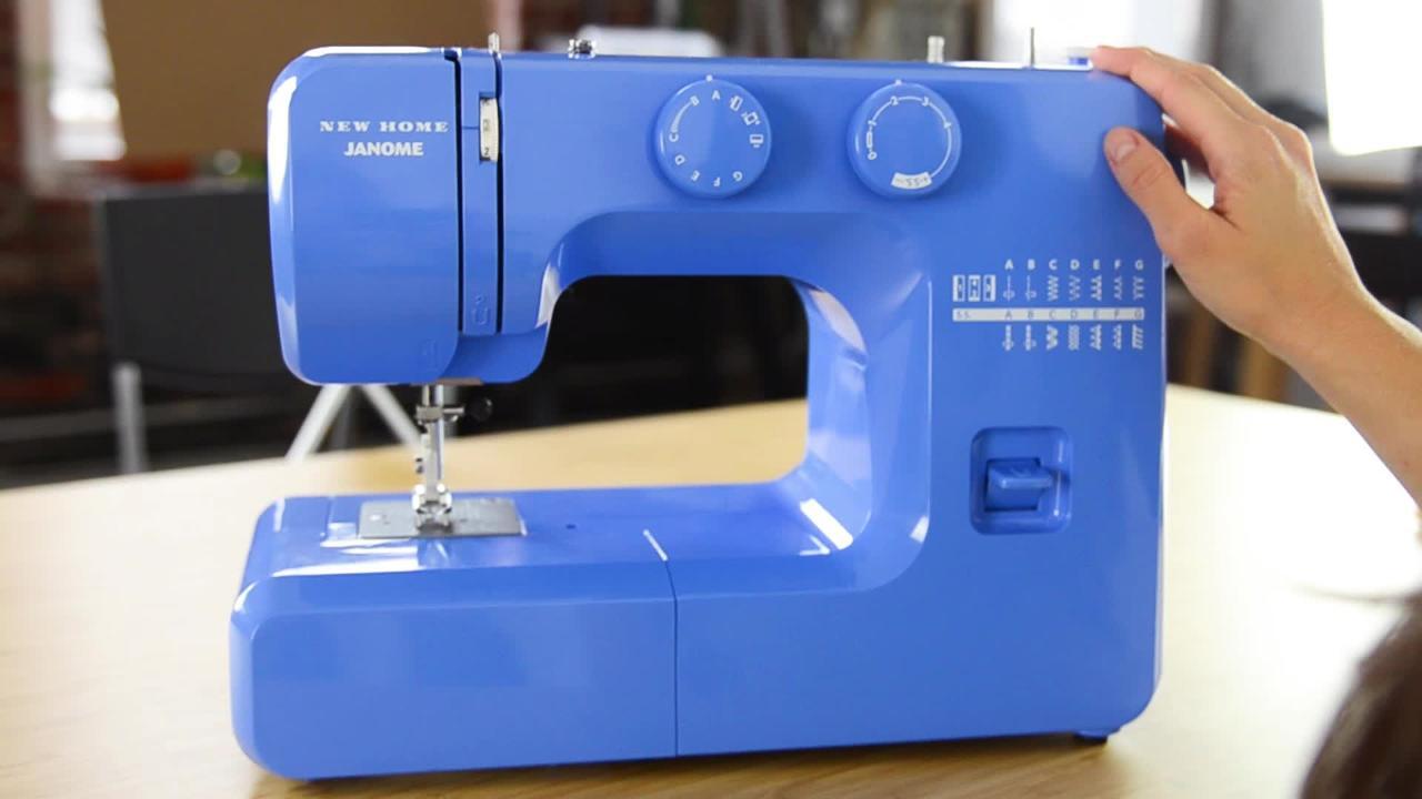 Janome Blue Couture Easy-to-Use Sewing Machine 