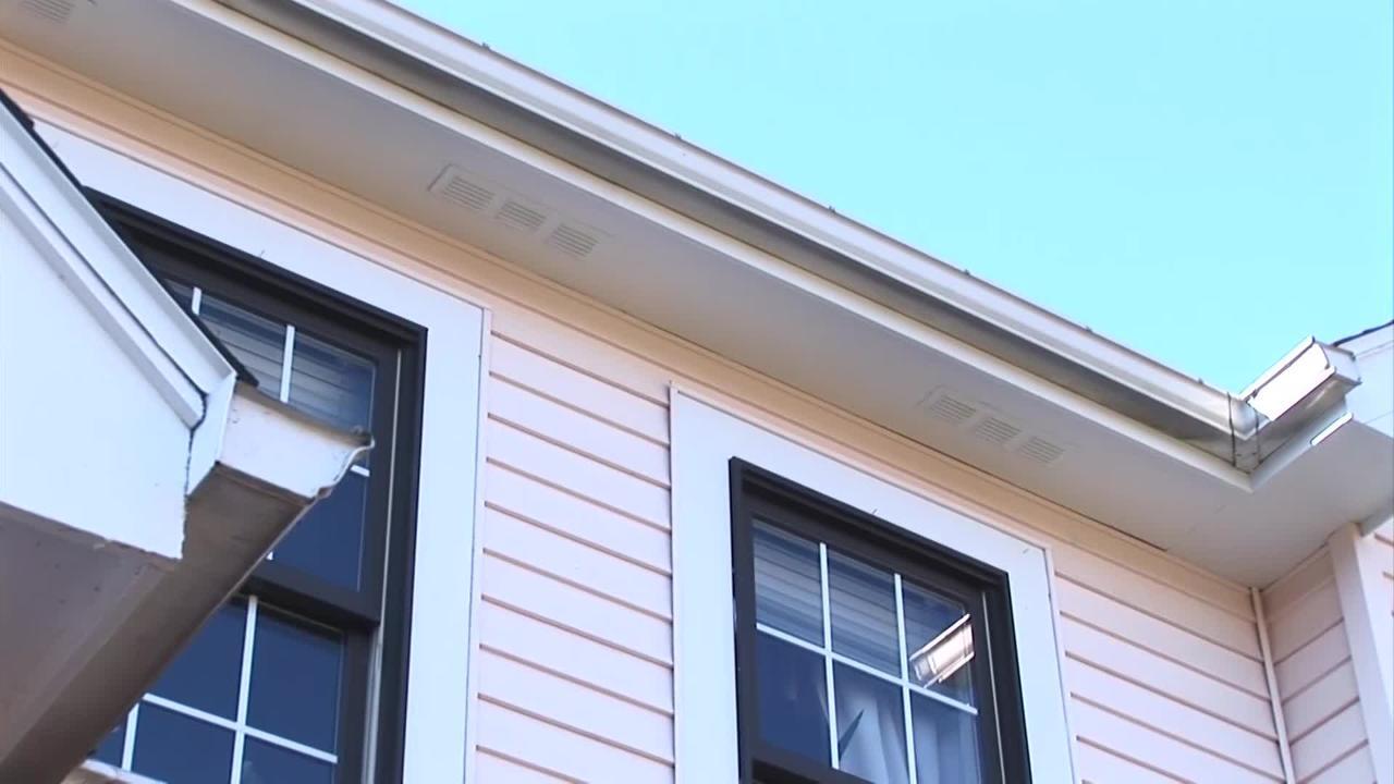 Duraflo 646015 Soffit Exhaust Vent White Lid Canplas Duraflo Bathroom Soffit  Exhaust Vent - White Broan Nutone Bathroom Fan, image size:1280x720