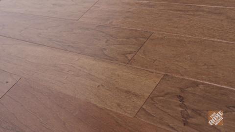 Bruce American Vintage Light Spice Oak 3/8 in. T x 5 in. W T+G Hand Scraped Engineered Hardwood Flooring (25 sq.ft./ctn)