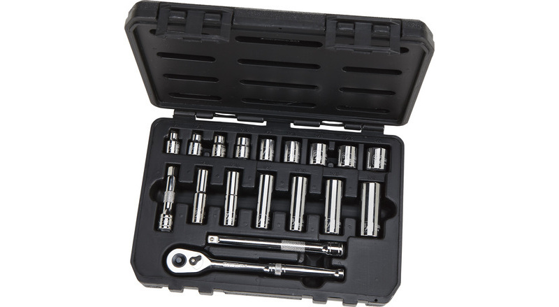 Klutch 3/8in.-Drive Socket Set, 18 Pc., SAE | Northern Tool