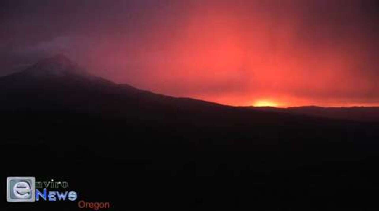 A Rare and Fire-Red Sky is Taped Over Mt. Hood Oregon