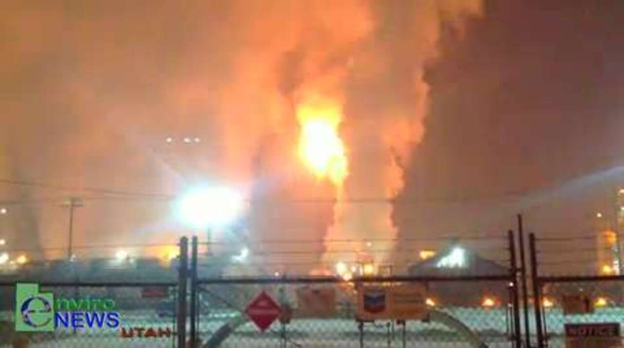Nighttime Tesoro Refinery Bypass Caught on Tape by EnviroNews Utah on “RED AIR” Day