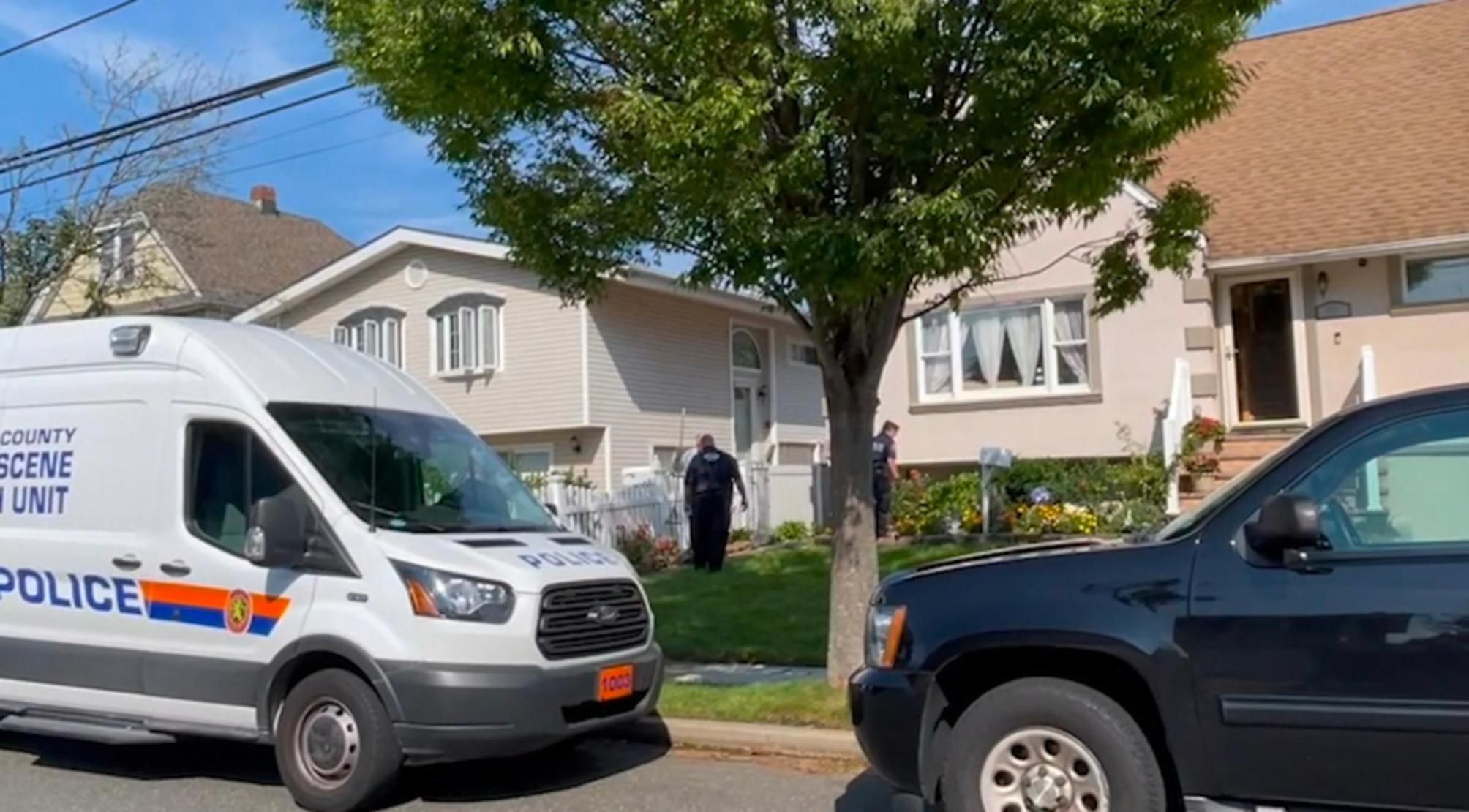 Three Charged In Robbery Fatal Shooting Of Long Beach Man Police Say Newsday