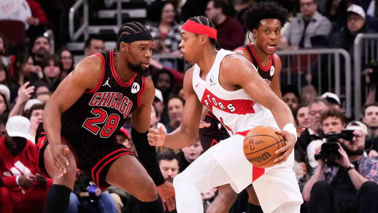 Raptors dominate the Bulls to kick off road trips