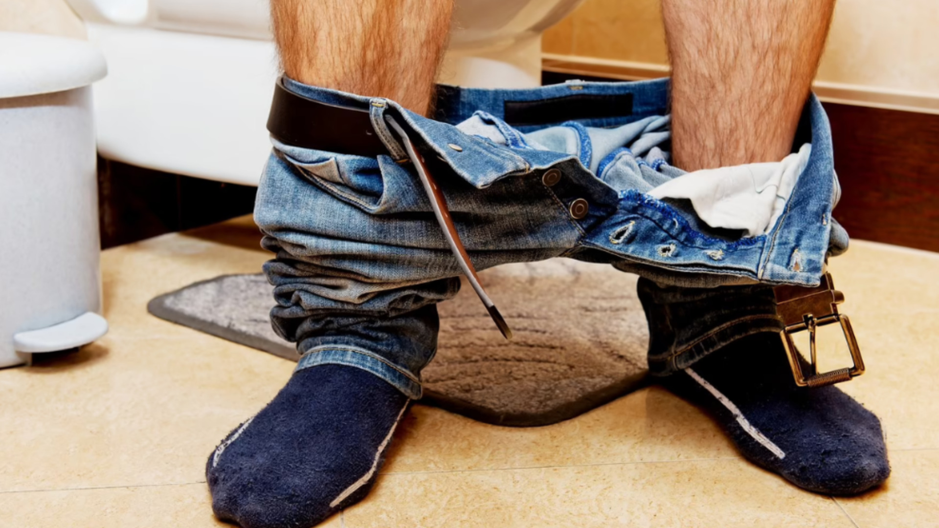 This survey reveals how many Canadian men sit down to pee Breakfast