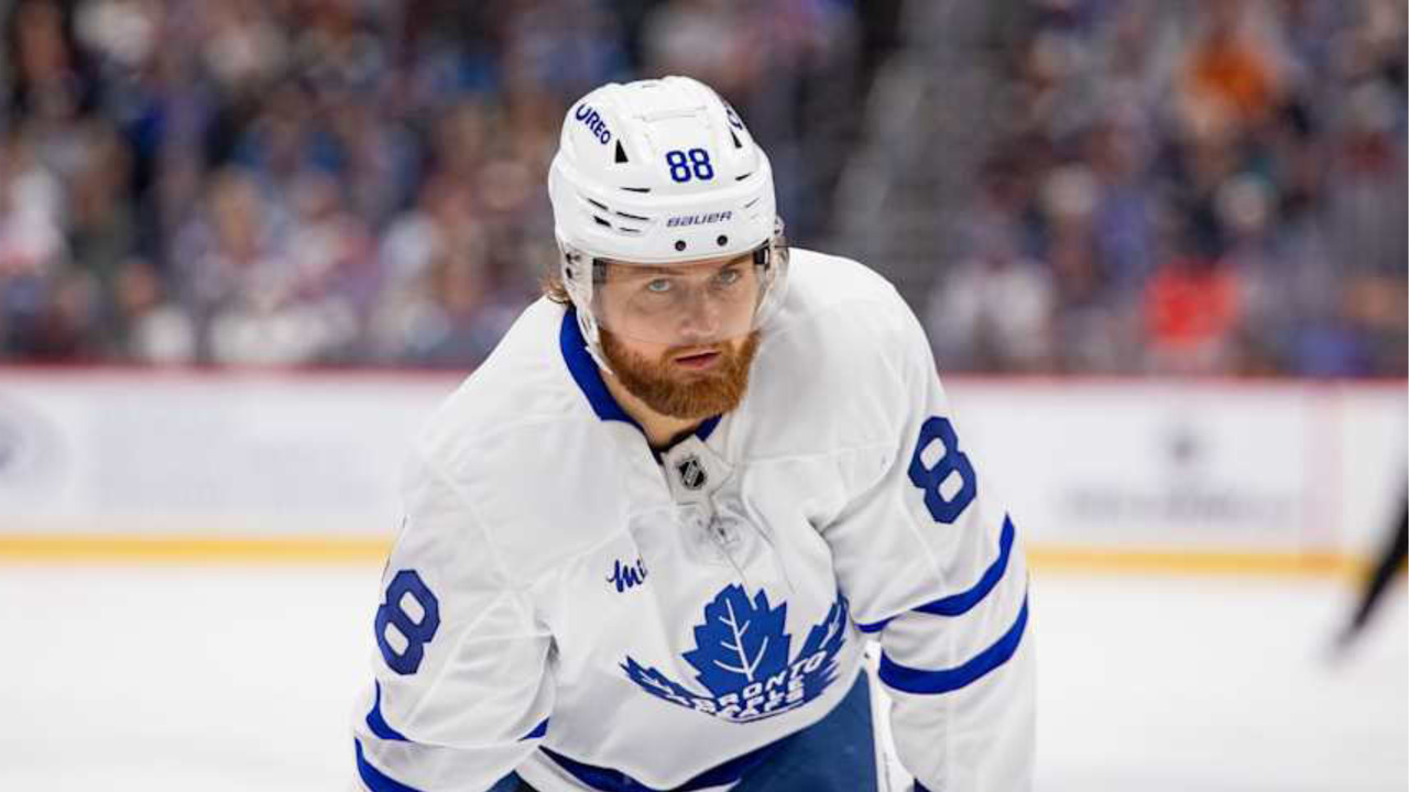 Nylander's on-air middle finger earns $5000 dollar fine