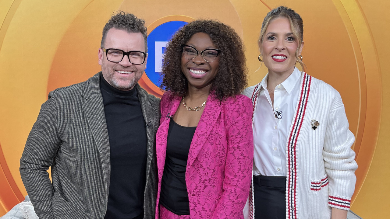 Mastering the art of reading facial expressions and body language