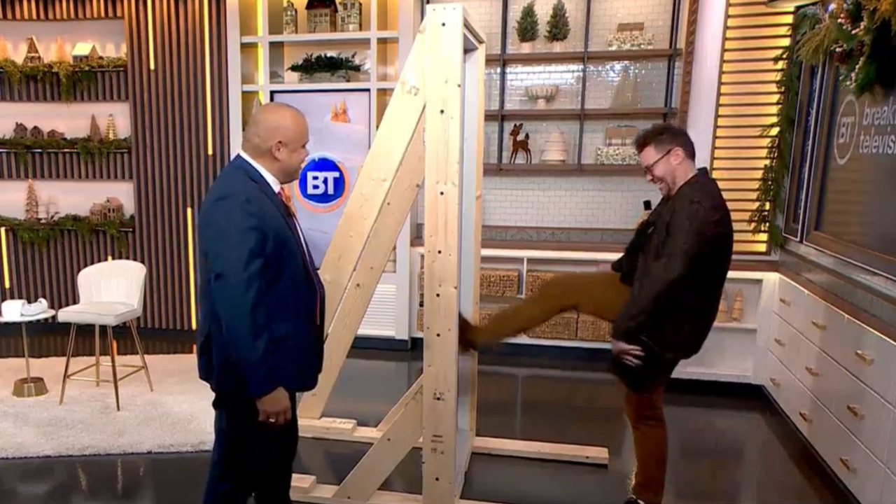 5 smart ways to keep your home extra safe over the holidays