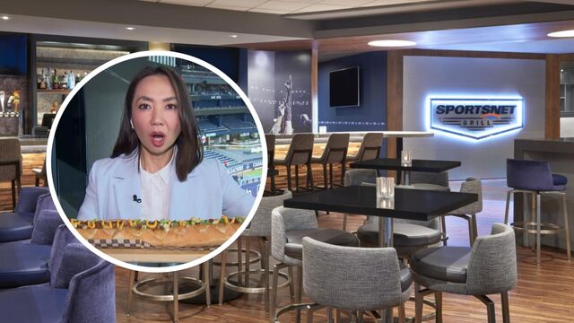 Enjoy delicious eats while watching your favourite team at the Rogers Centre Sportsnet Grill