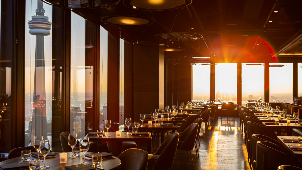 A new study reveals over 4,000 Canadian restaurants could close in 2026