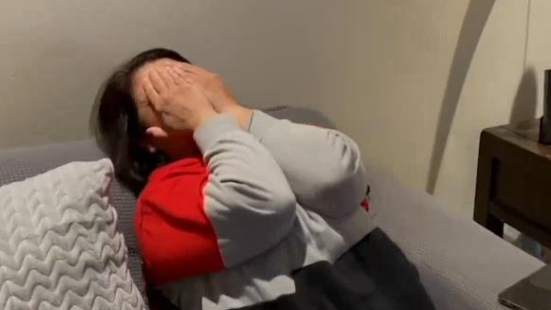 BT producer surprises his mom with Raptors tickets