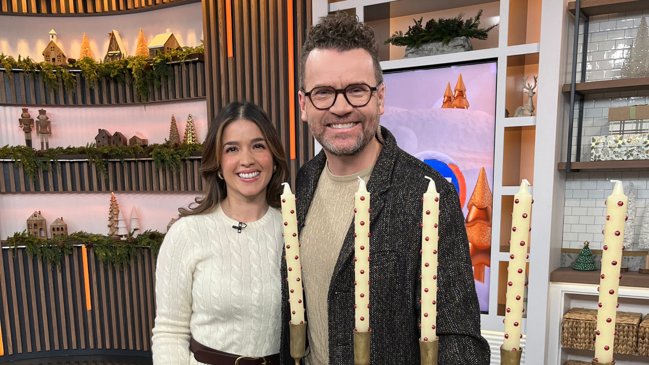 4 expert tips for holiday hosting in small spaces