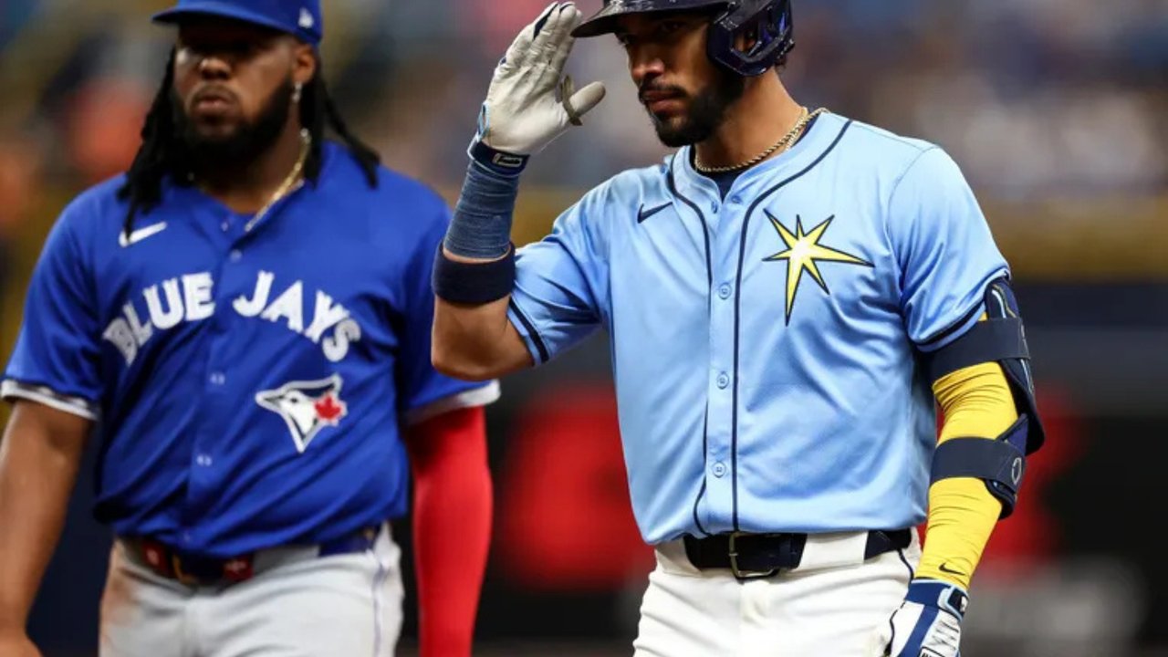 Tampa dominates Blue Jays 7-1 to kick of series