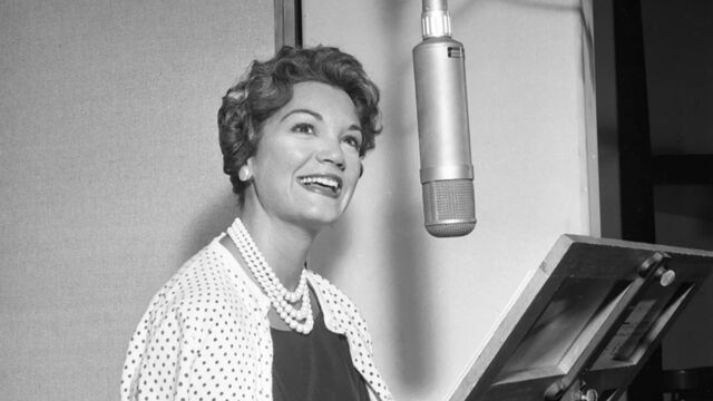 ‘Pretty Little Baby’ singer Connie Francis passes away at 87