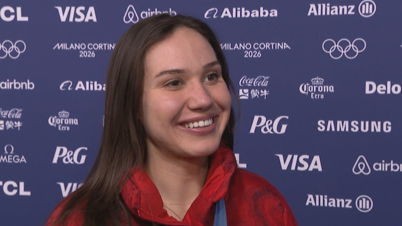 Canadian Olympian Courtney Sarault wins silver in short track speed skating final