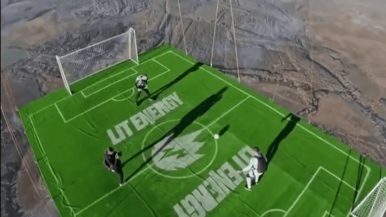 Russian daredevils play a football match 5,900 feet above the ground