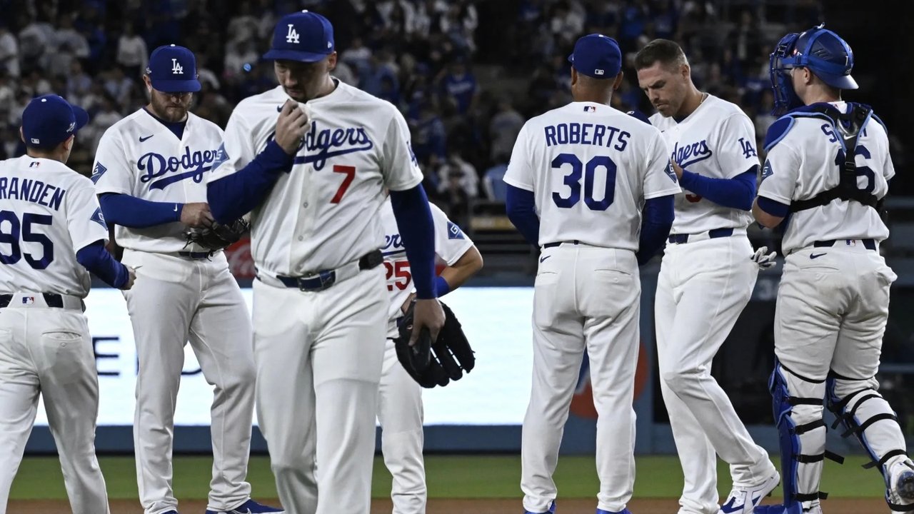 Brewer's take dominating 3-0 lead over Dodgers in NLCS