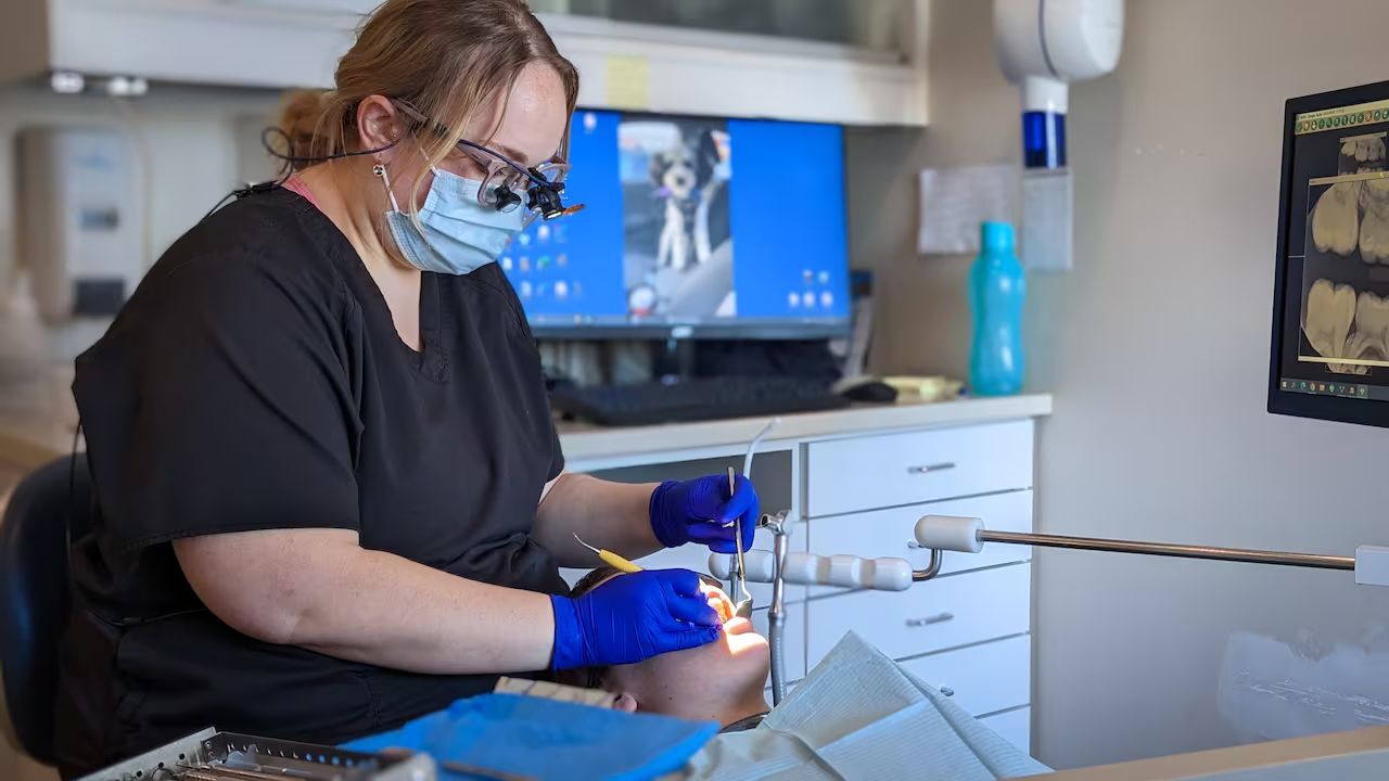 What Canadians can expect from national dental-care plan