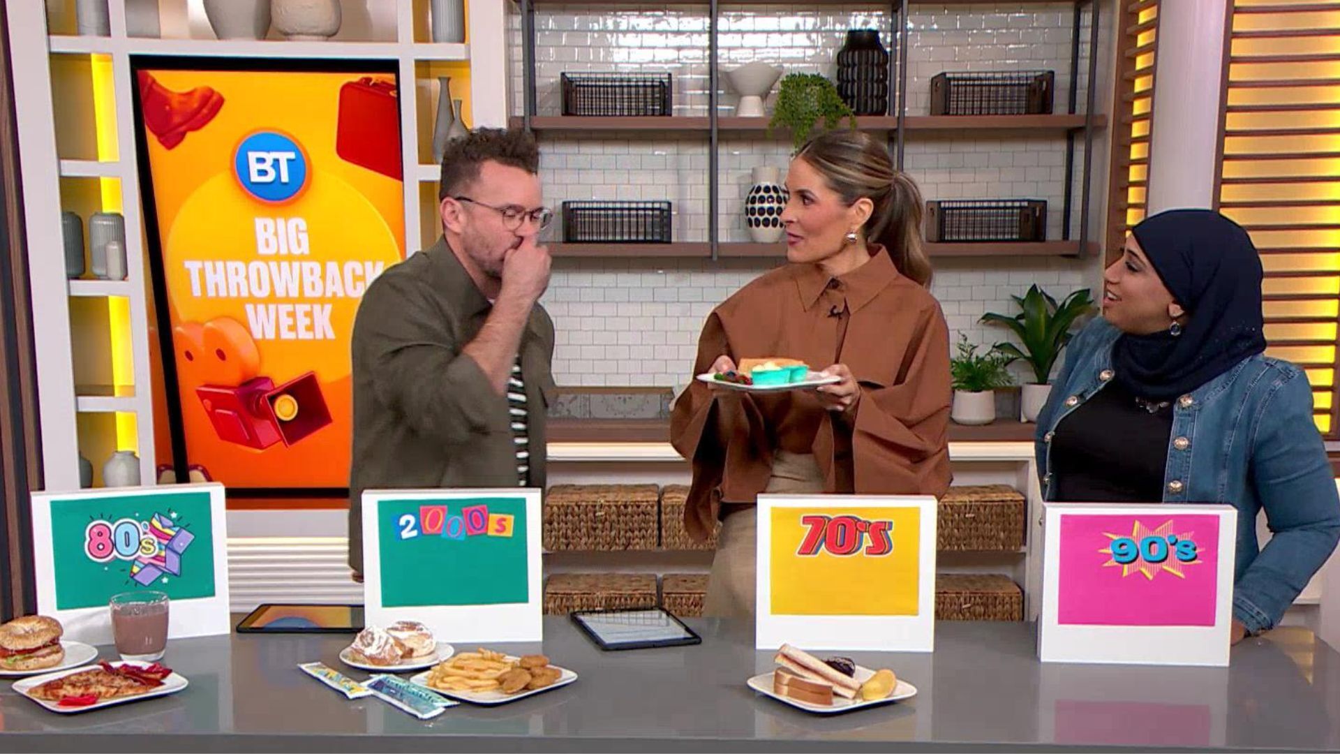 These old-school lunchboxes are about to give you some MAJOR nostalgia