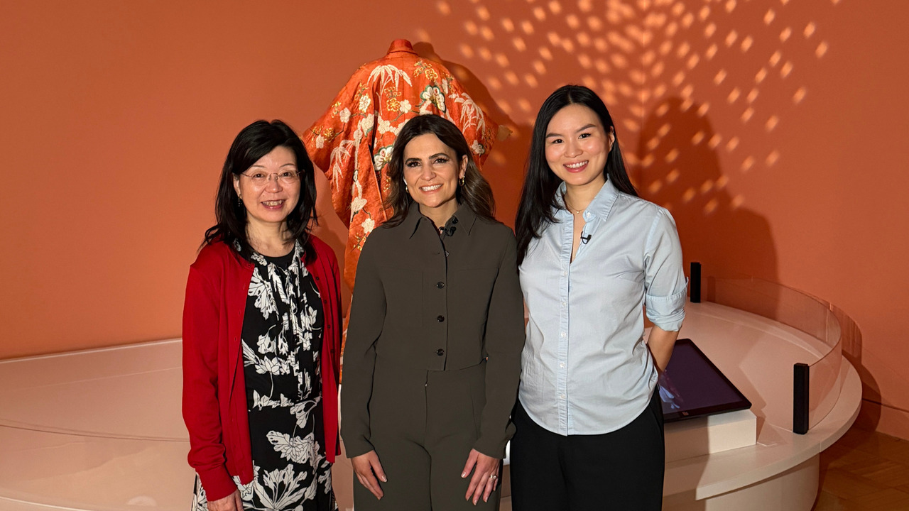 Stella is live from the Royal Ontario Museum exploring the interactive exhibit Shokkan: Material Encounters in Japanese Art